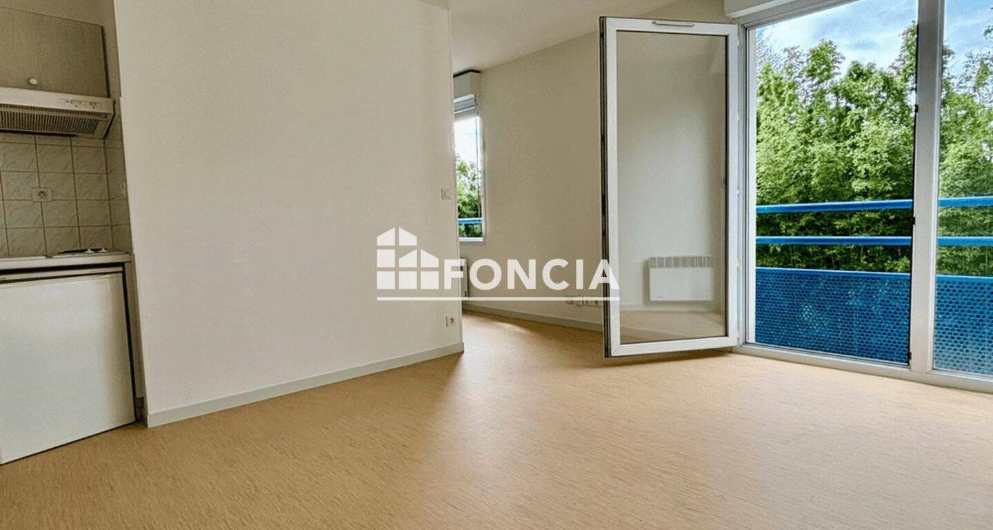 Appartement 1 pièce 38 m² · à La Roche-sur-Yon · 38 m² · 117 000 €