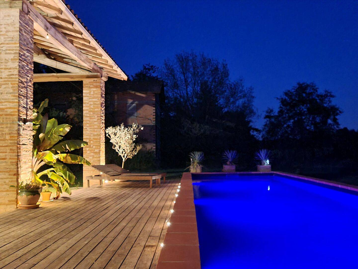 Maison 12 pièces 515 m² · à Le Burgaud · 515 m² · 910 000 €