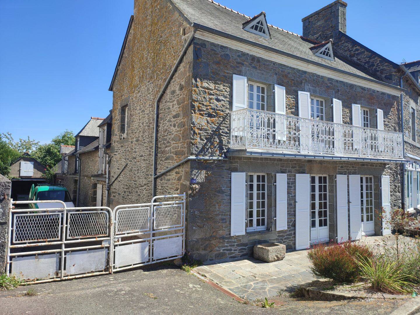 Maison 6 pièces 181 m² · à Le Mené · 181 m² · 149 520 €
