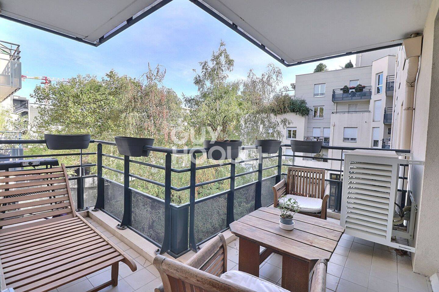 Appartement 3 pièces 72 m² · à Lyon 7ème Arrondissement · 71,7 m² · 379 000 €