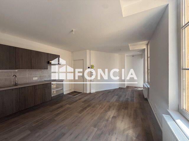 Appartement 3 pièces 75 m² · à Sedan · 74,7 m² · 528 €