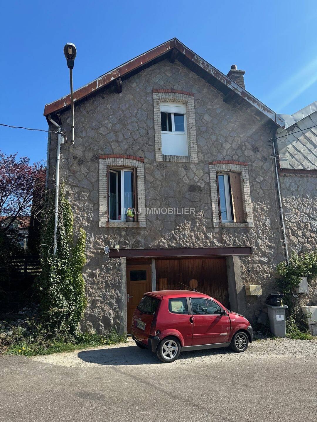 Maison 4 pièces 76 m² · à Bruyères · 75,7 m² · 69 000 €