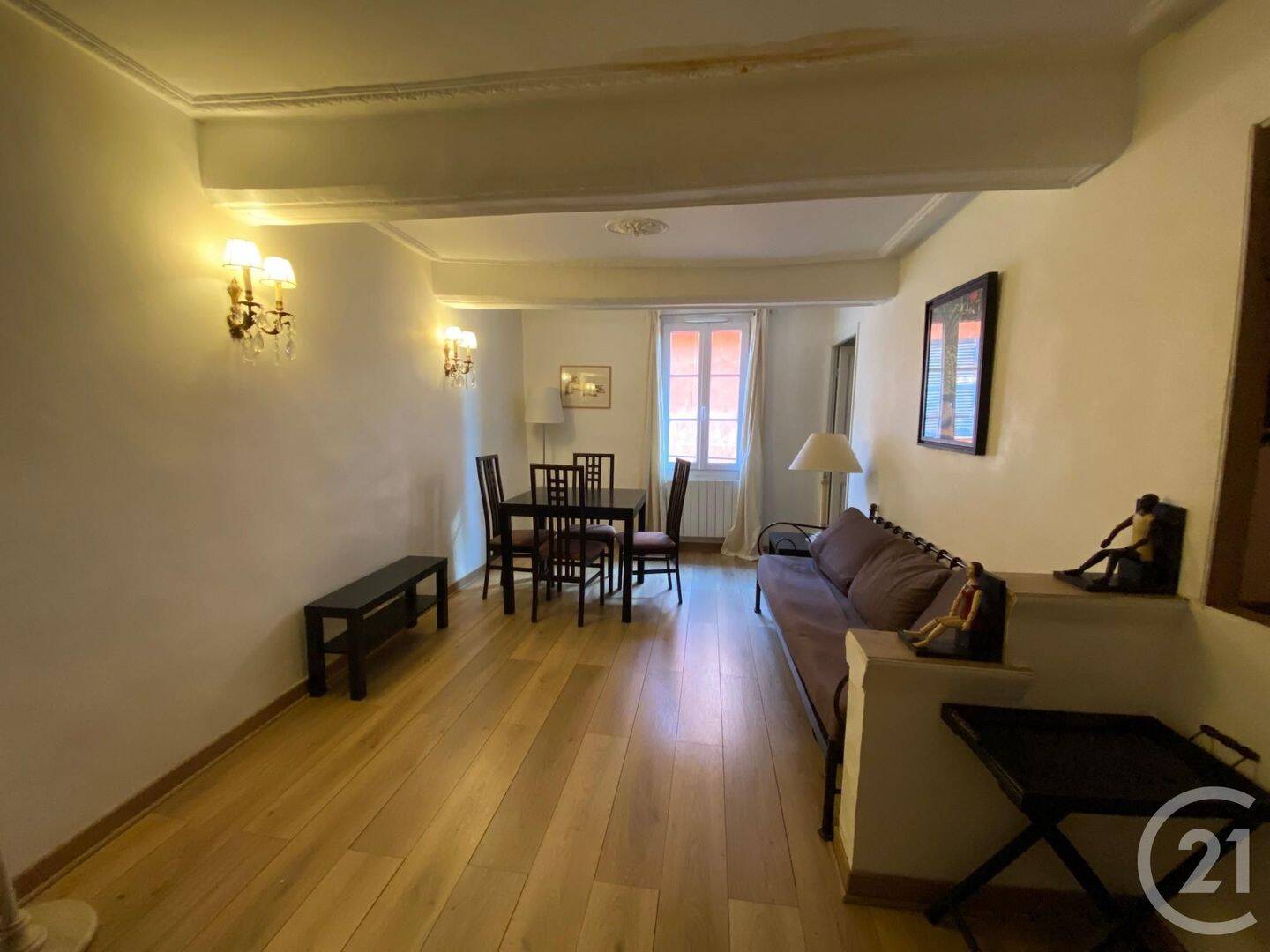 Appartement 2 pièces 45 m² · à Nice · 45,3 m² · 814 €