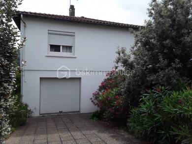 Villa à vendre 226 000 € 7 pièces 5 chambres 178 m² 509 m² de terrain Moulines-Soulano Lavelanet 09300