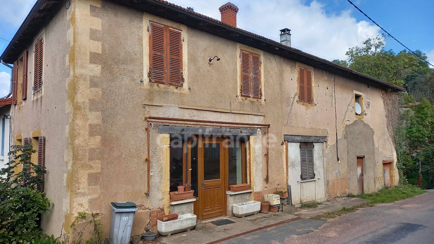 Maison 6 pièces 148 m² · à Coublanc · 148 m² · 49 000 €