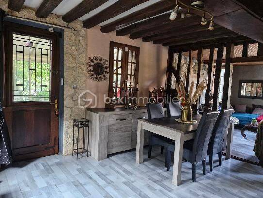 Maison 7 pièces 110 m² · à Lisieux · 110 m² · 332 800 €