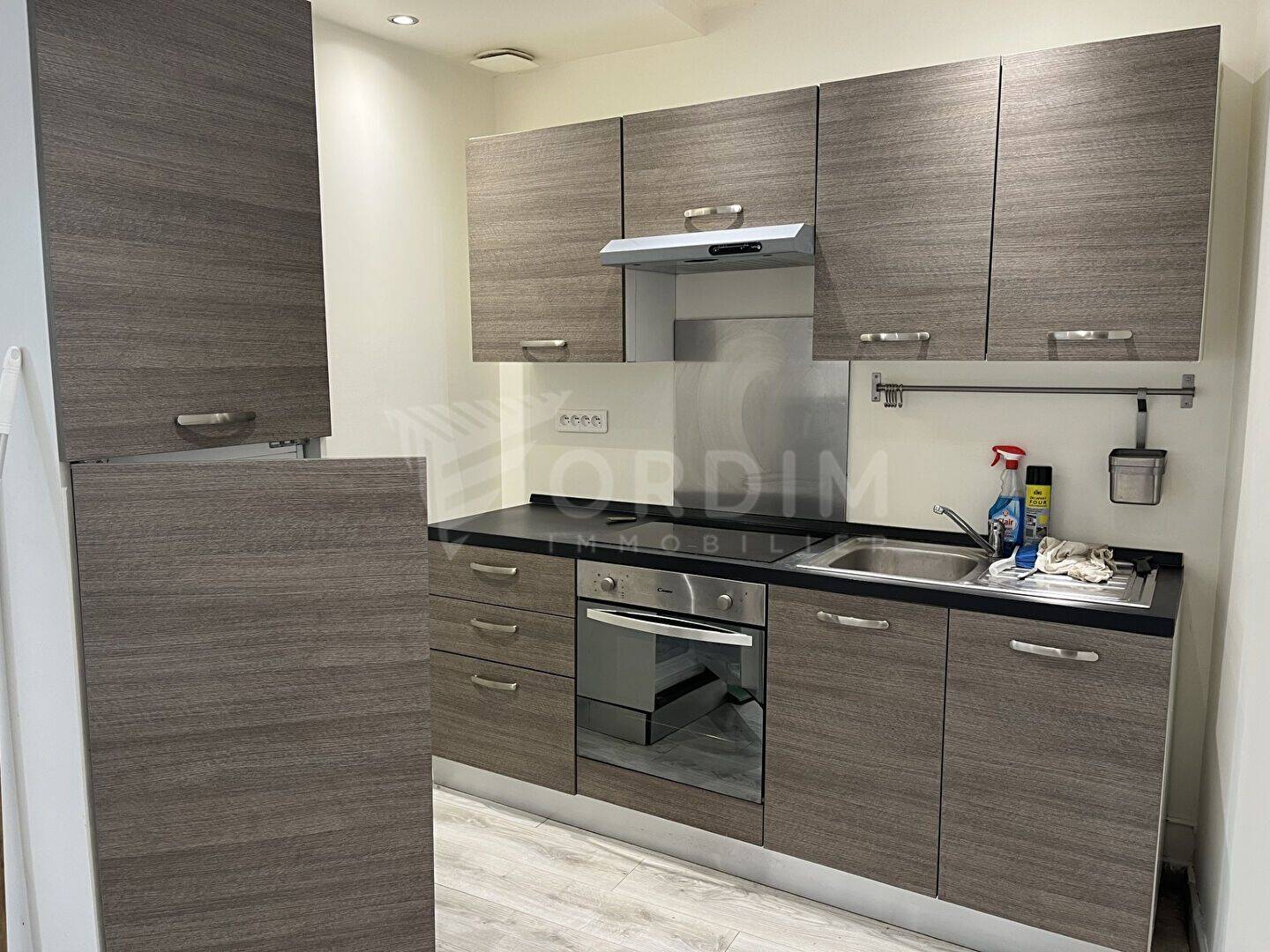 Appartement 2 pièces · à Auxerre · 547 €