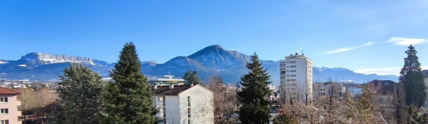 Appartement 3 pièces 74 m² · à Annecy · 74 m² · 1 400 €