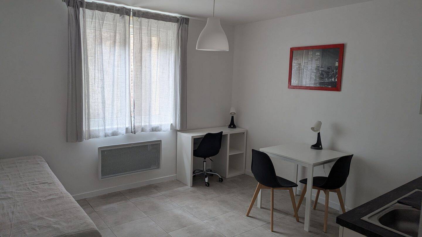 Appartement 1 pièce 23 m² · à Saint-Étienne · 23 m² · 400 €