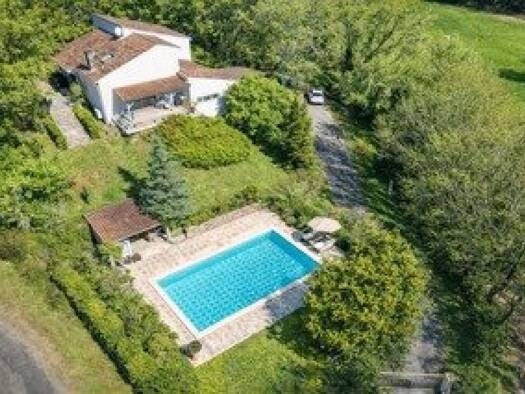 Maison à vendre 264 000 € 4 pièces 3 chambres 116 m² 2 530 m² de terrain Calamane 46150