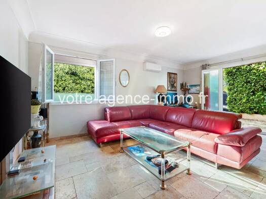 Appartement à vendre 359 000 € 4 pièces 3 chambres 85,7 m² RDC/1 Centre La Trinité 06340