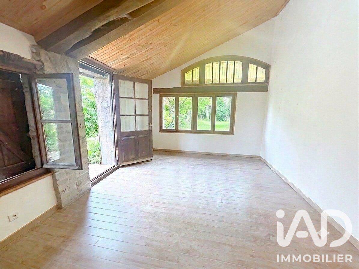 Maison 5 pièces 118 m² · à Saint-Jean-du-Bruel · 118 m² · 55 000 €