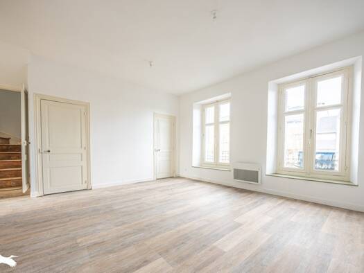 Duplex à vendre 179 655 € 3 pièces 2 chambres 90 m² Étage 1/2 Grissais-Gros Noyer Fontenay-le-Comte 85200