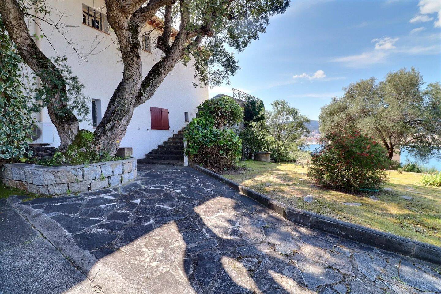 Maison 7 pièces 190 m² · à Ajaccio · 189,7 m² · 936 000 €