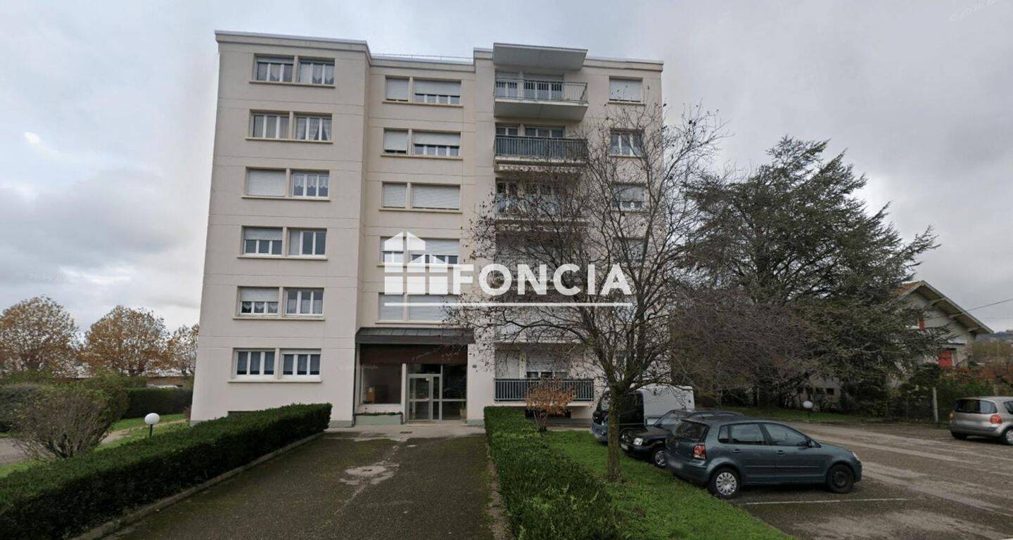 Appartement 4 pièces 80 m² · à Bourgoin-Jallieu · 80 m² · 930 €/mois