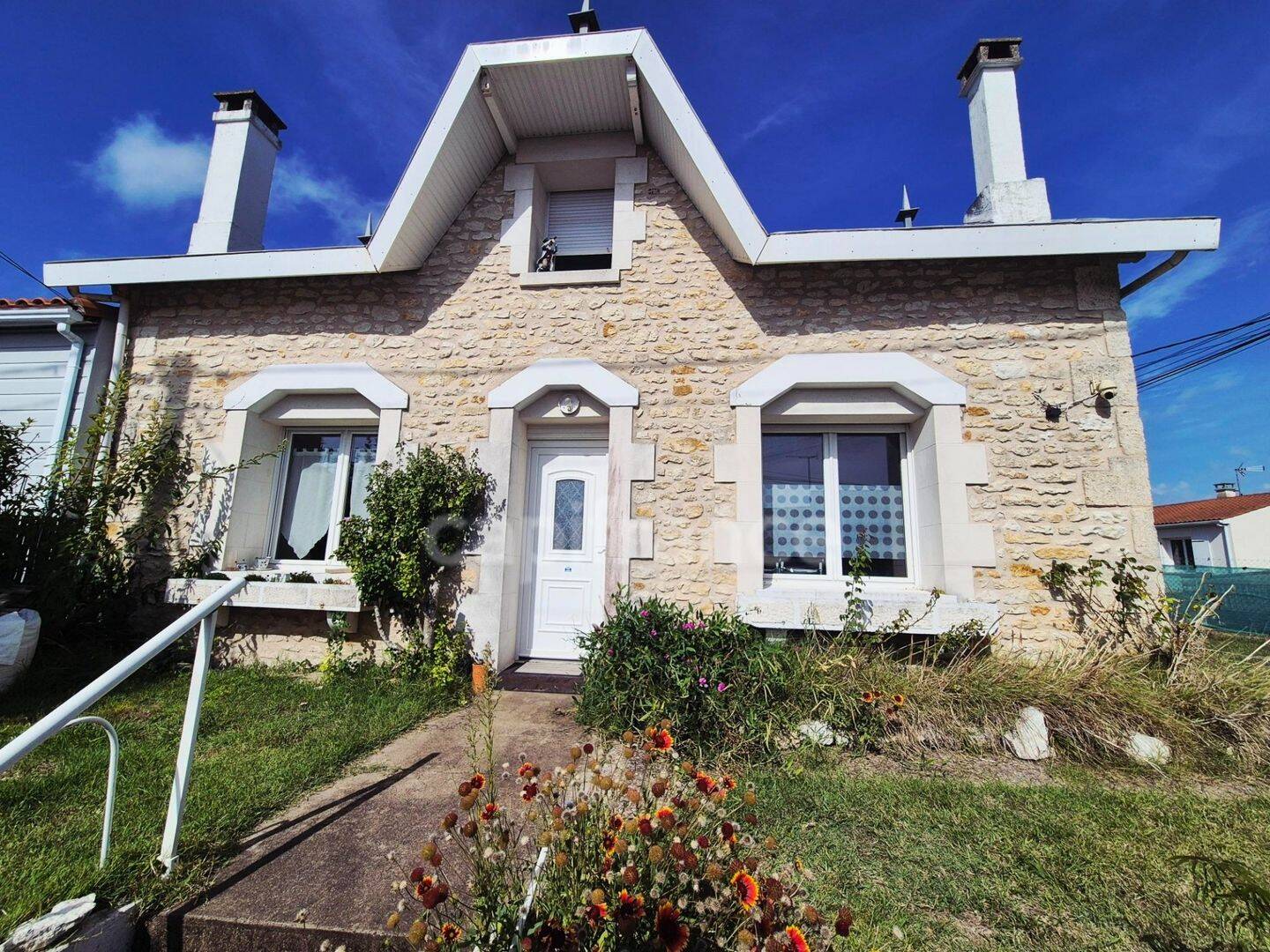 Maison 5 pièces 90 m² · à Saint-Georges-de-Didonne · 90 m² · 352 000 €