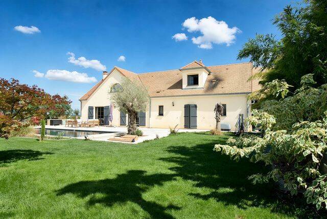 Maison 4 pièces 175 m² · à Givry · 175 m² · 760 000 €