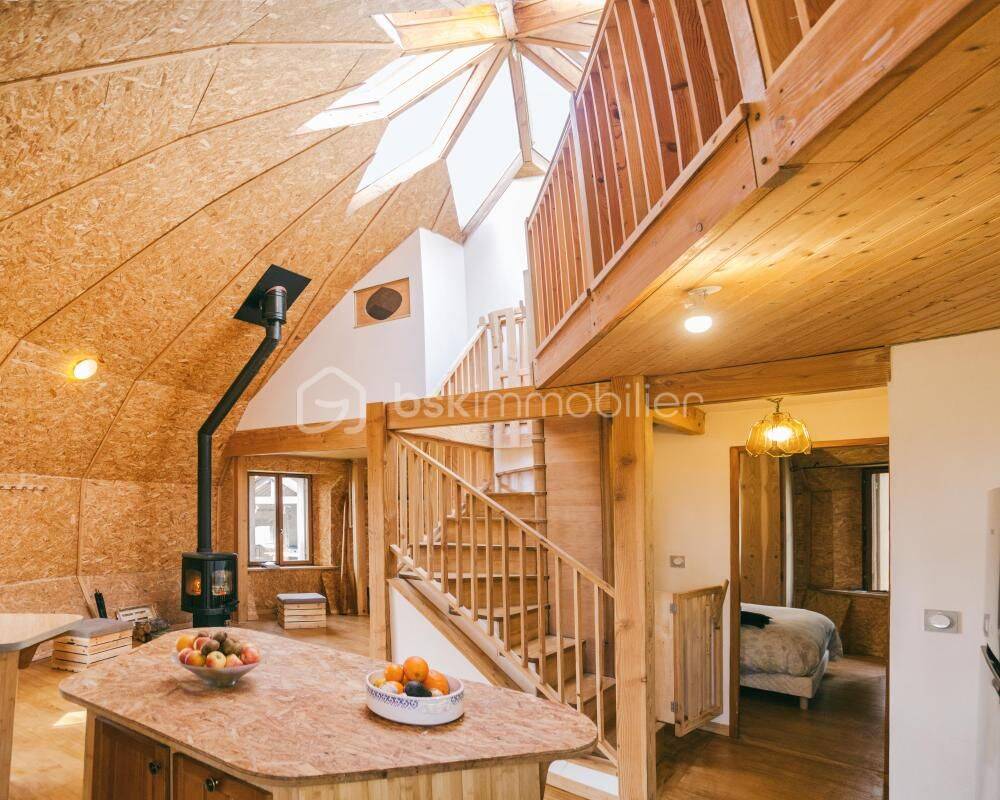 Maison 5 pièces 95 m² · à Mauzac-Et-Grand-Castang · 95 m² · 386 000 €