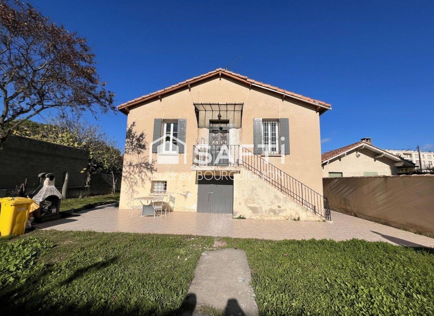 Maison 5 pièces 124 m² · à Avignon · 124 m² · 255 000 €