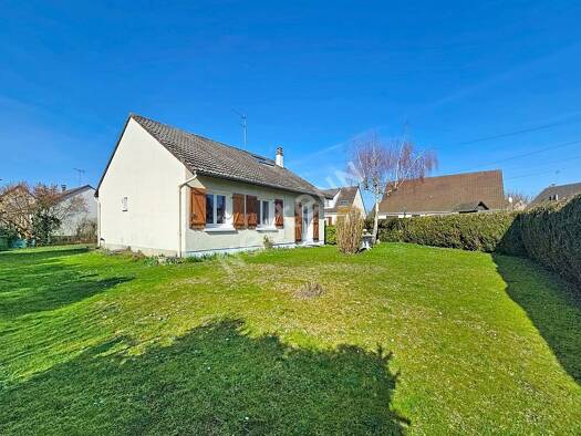 Maison à vendre 317 000 € 5 pièces 3 chambres 102 m² 649 m² de terrain Chaumontel 95270