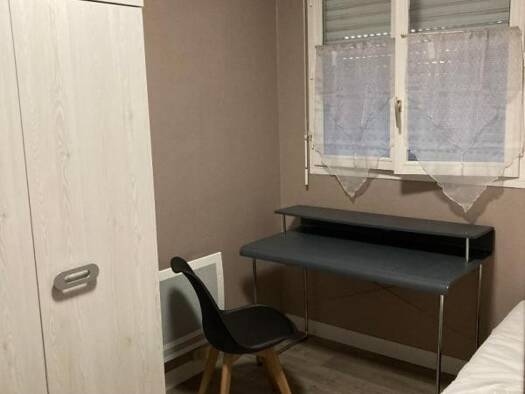Colocation à louer 320 € 1 pièce 1 chambre 10 m² RDC Est Aulnoy-lez-Valenciennes 59300