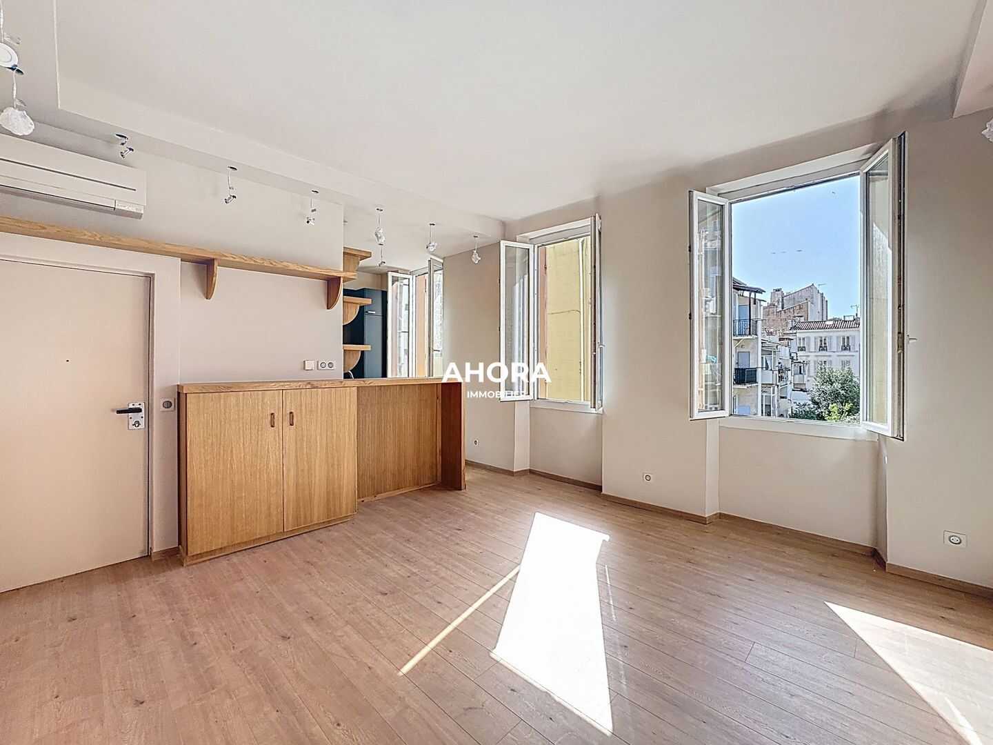 Appartement 3 pièces 59 m² · à Marseille 6ème Arrondissement · 58,7 m² · 250 000 €