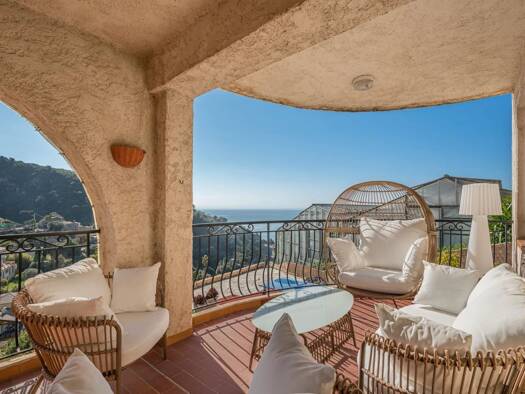 Appartement à vendre 892 500 € 4 pièces 3 chambres 121 m² RDC Èze 06360