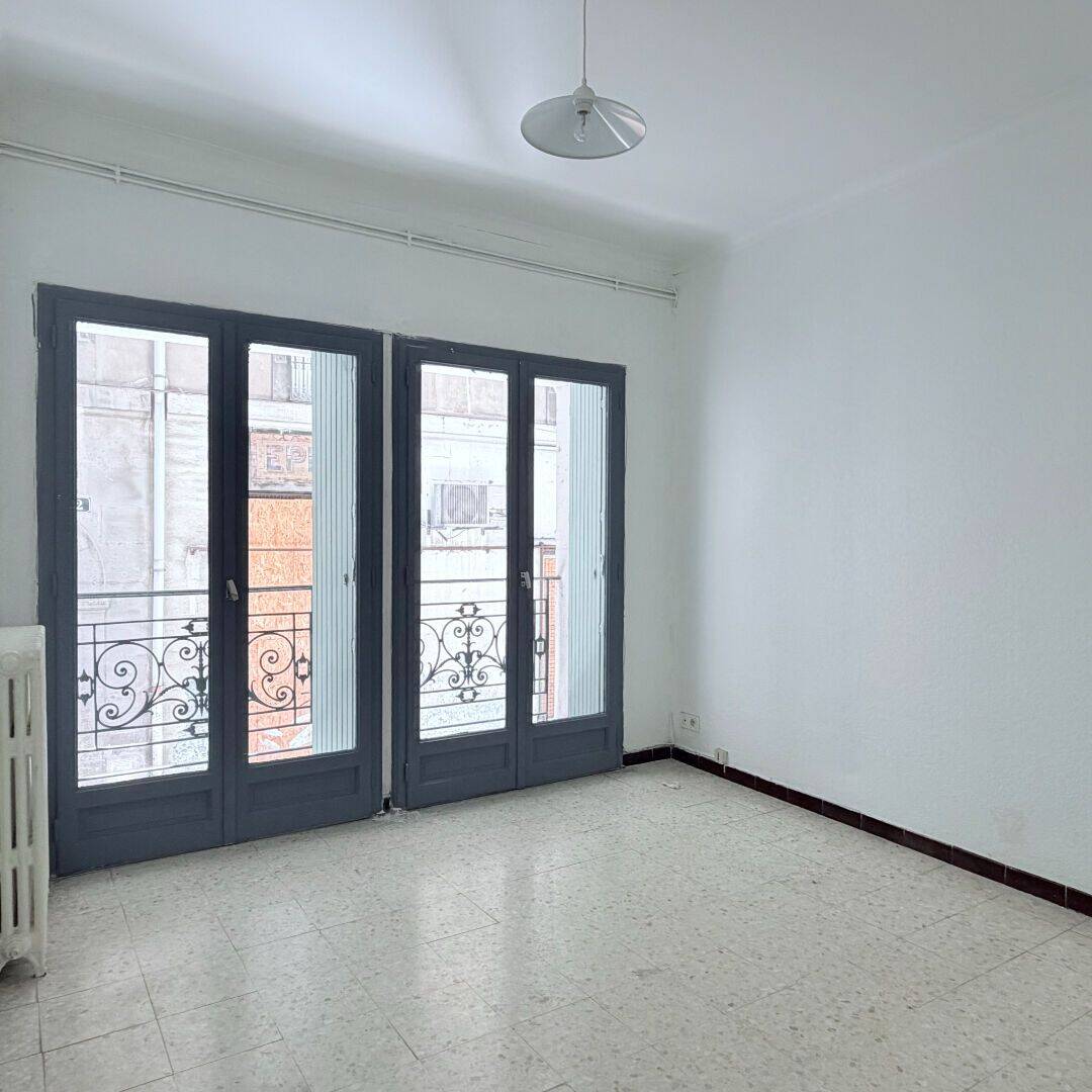 Appartement 3 pièces 70 m² · à Béziers · 70 m² · 77 000 €