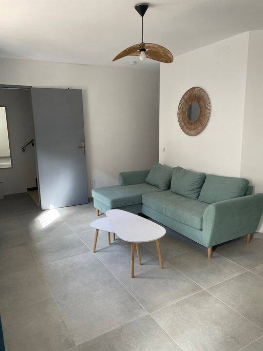 Maison 4 pièces 70 m² · à Nîmes · 70 m² · 850 €