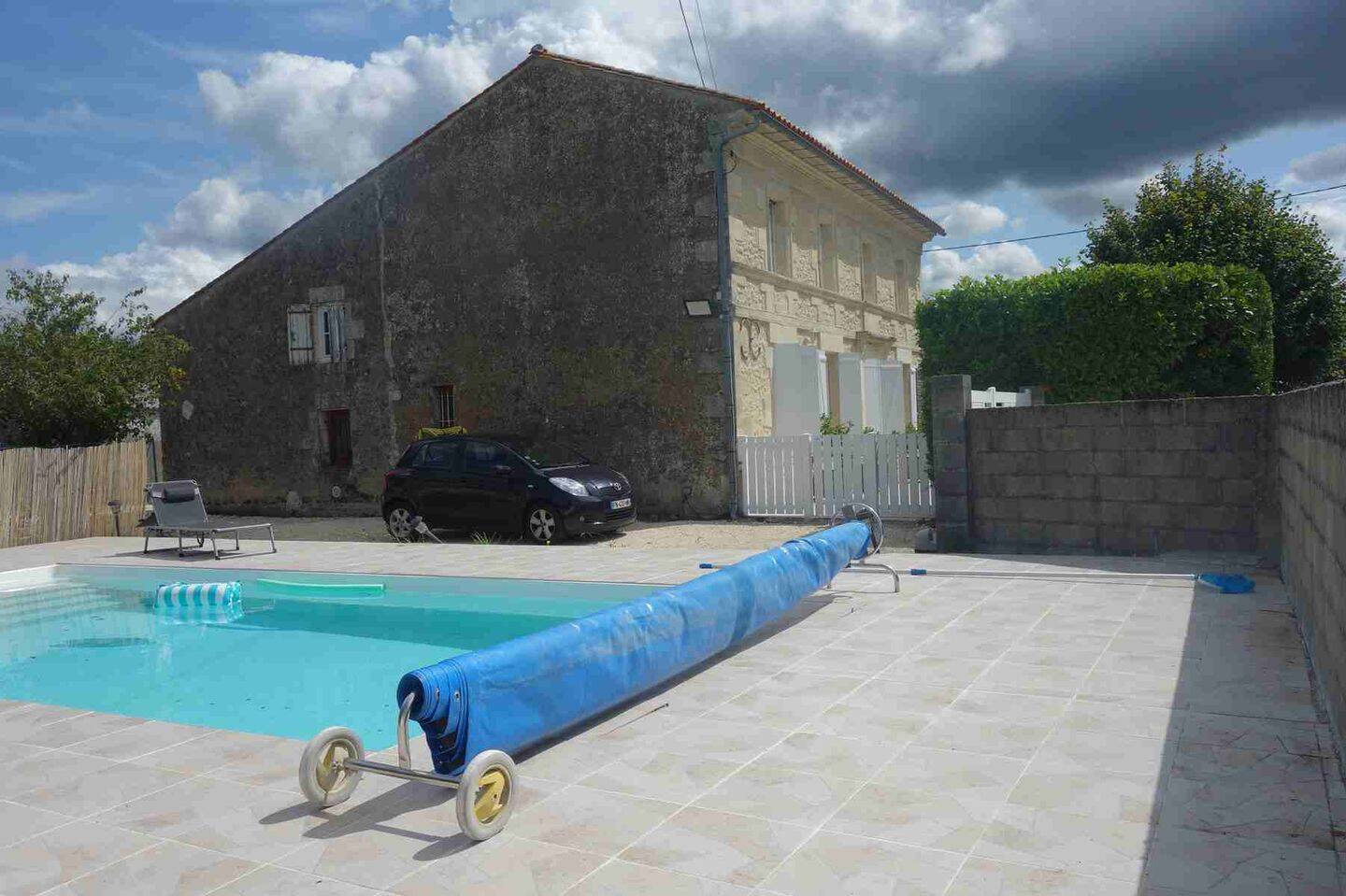 Maison 7 pièces 205 m² · à Étauliers · 205 m² · 299 000 €