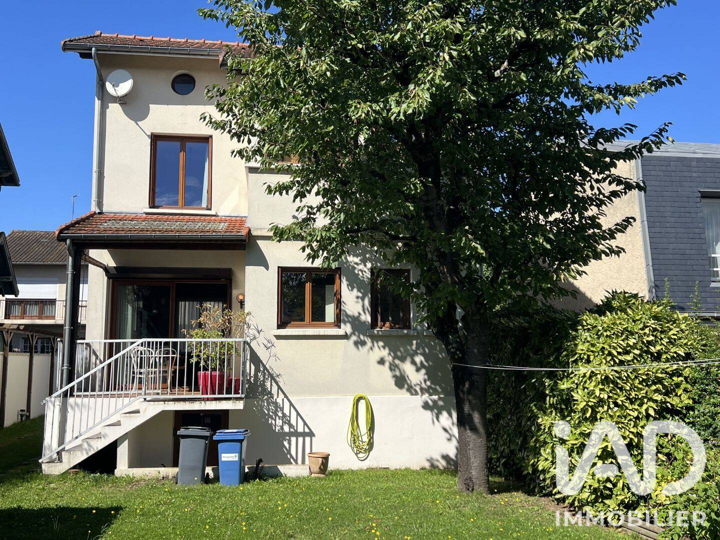 Maison 5 pièces 92 m² · à Versailles · 92 m² · 780 000 €