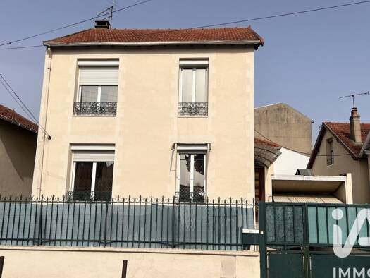 Maison à vendre 460 000 € 7 pièces 6 chambres 154 m² 235 m² de terrain Bernard de Palissy Villeneuve-Saint-Georges 94190