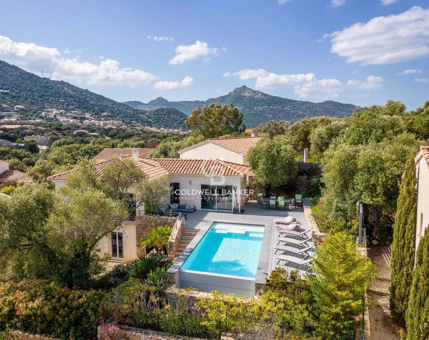 Maison 5 pièces 124 m² · à Monticello · 124 m² · 1 075 000 €