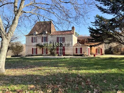 Maison à vendre 884 000 € 12 pièces 8 chambres 497 m² 82 317 m² de terrain Villamblard 24140