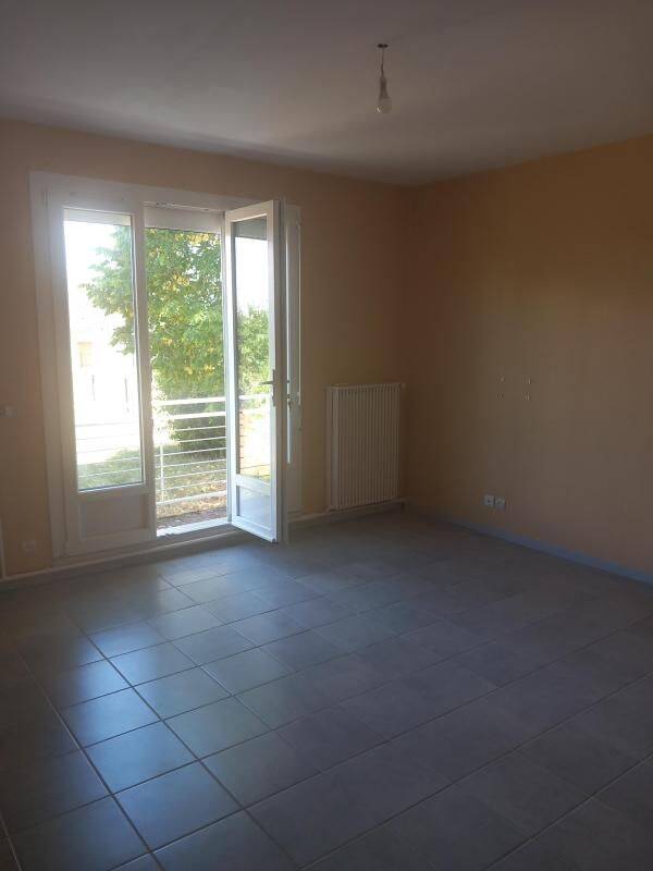 Maison 4 pièces · à Curdin · 670 €