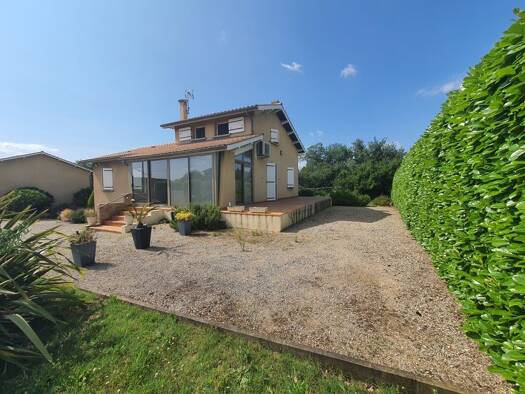 Maison à vendre 349 000 € 6 pièces 2 chambres 115 m² 1 293 m² de terrain Châteauneuf-sur-Isère 26300