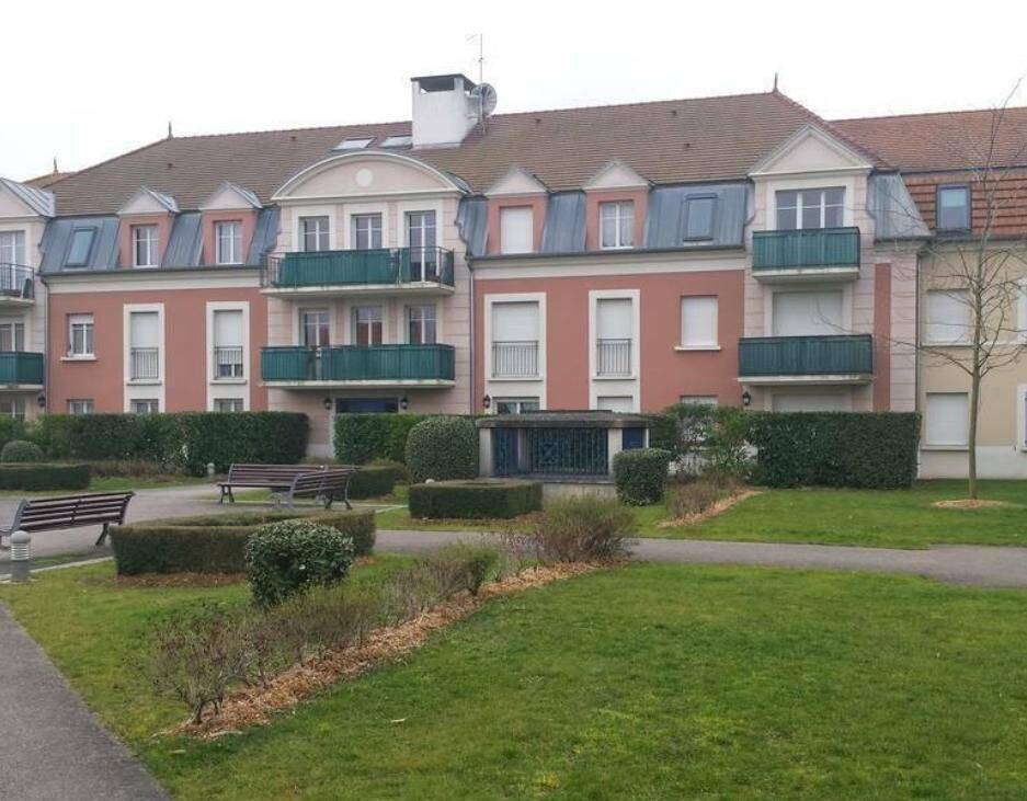 Appartement 2 pièces 44 m² · à Aubergenville · 44 m² · 820 €