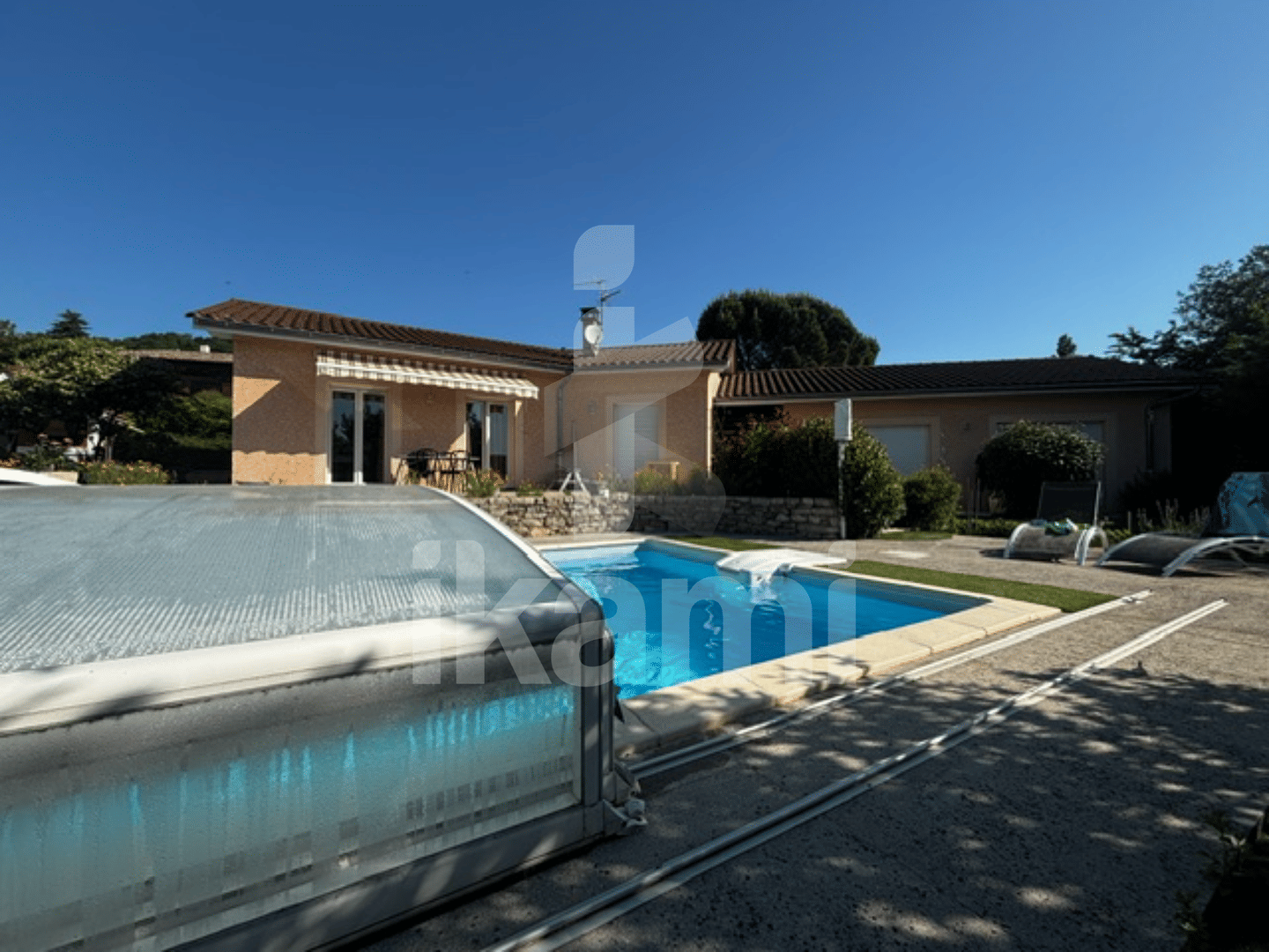 Maison 5 pièces 156 m² · à Hauterives · 156 m² · 420 000 €