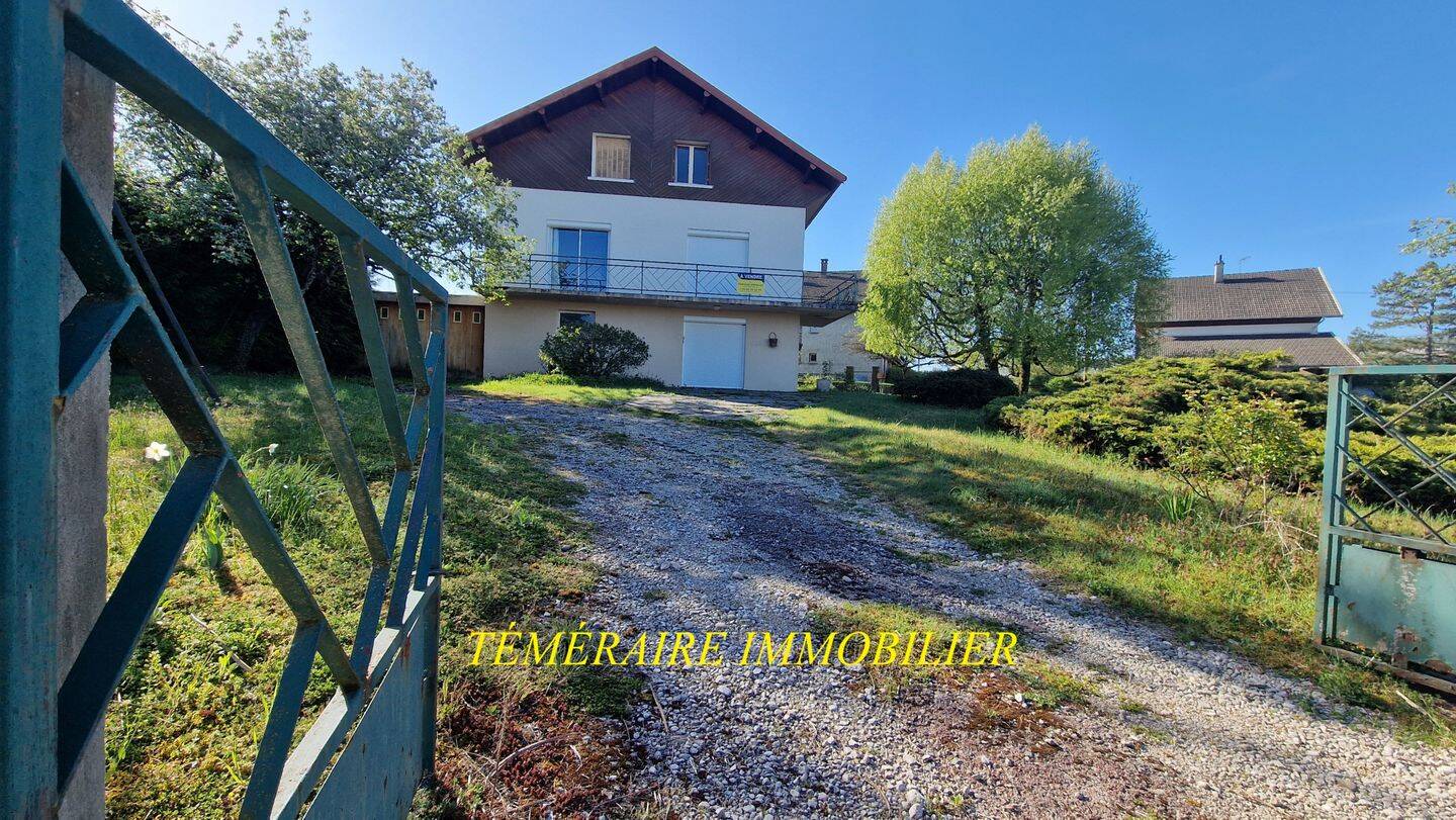 Maison 8 pièces 187 m² · à Champagnole · 187 m² · 200 000 €