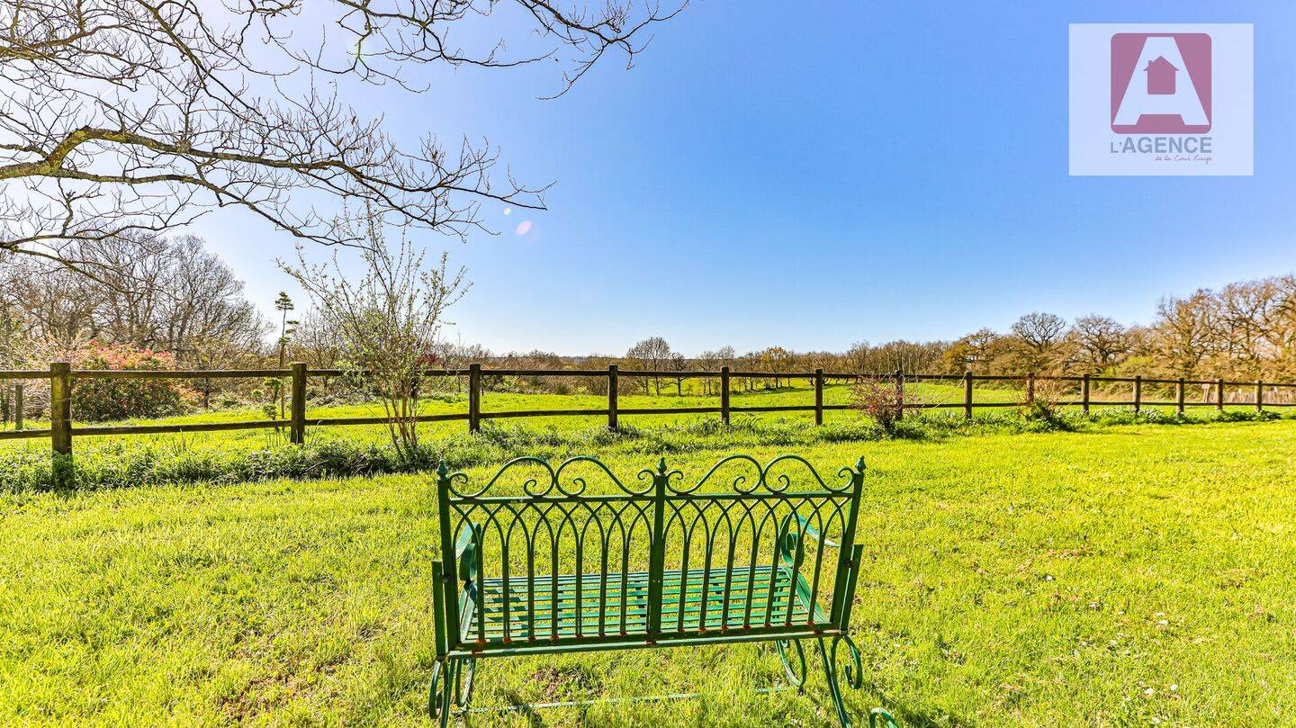 Maison 7 pièces 243 m² · à Apremont · 243 m² · 676 500 €
