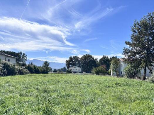 Terrain constructible à vendre 43 000 € 2 720 m² de terrain Labarthe-Inard 31800