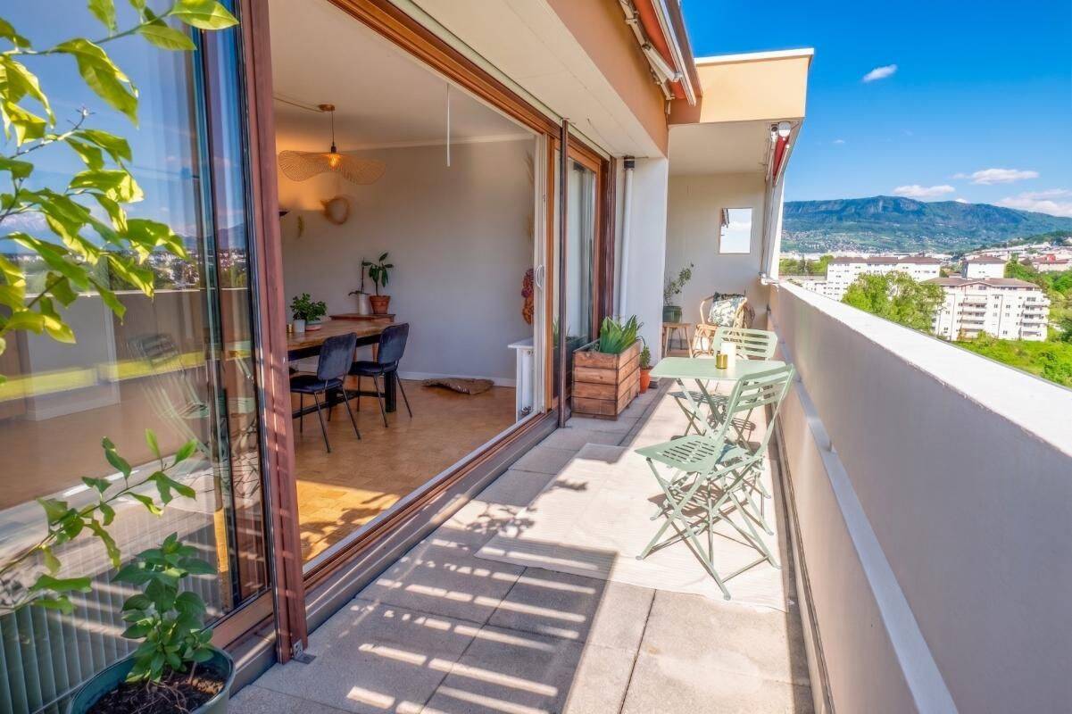 Appartement 4 pièces 101 m² · à Ambilly · 101 m² · 412 000 €