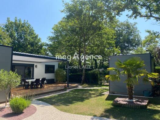 Maison de plain-pied à vendre 239 900 € 4 pièces 2 chambres 70 m² 301 m² de terrain Villeneuve-en-Retz 44580