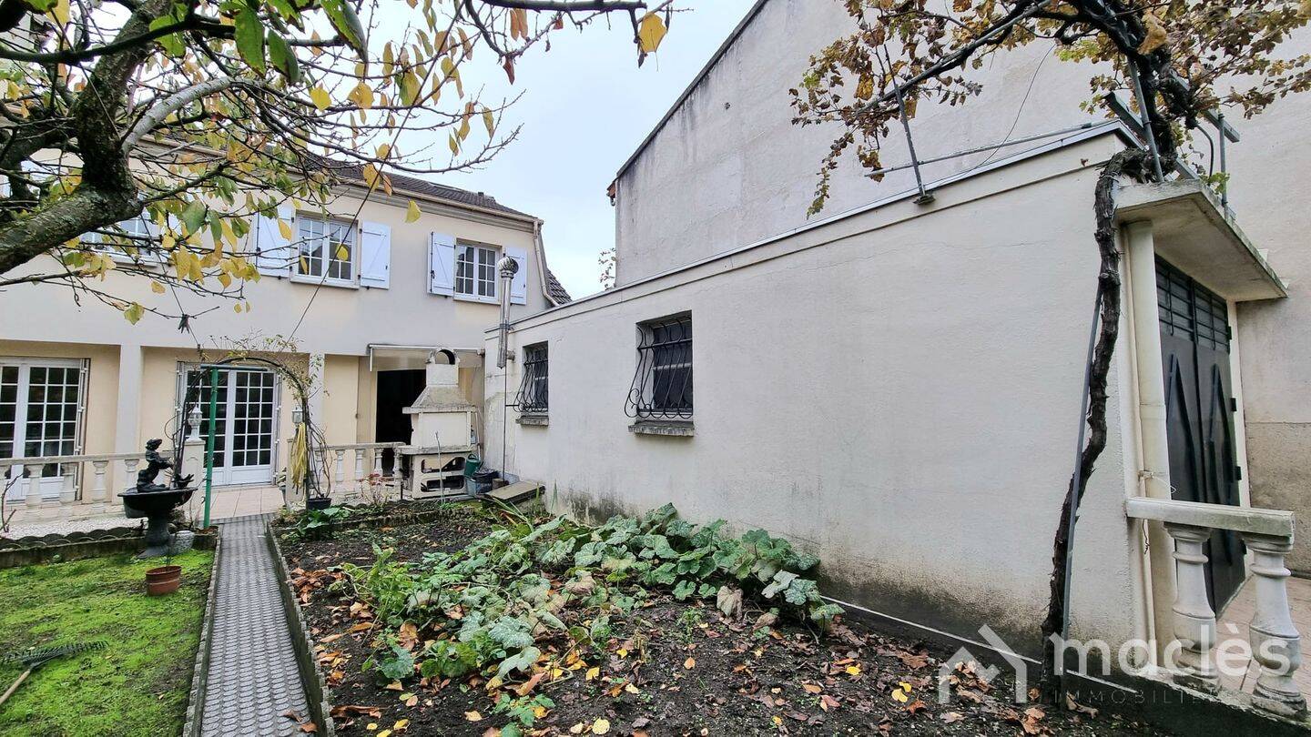 Maison 6 pièces 129 m² · à Aubervilliers · 129 m² · 499 000 €