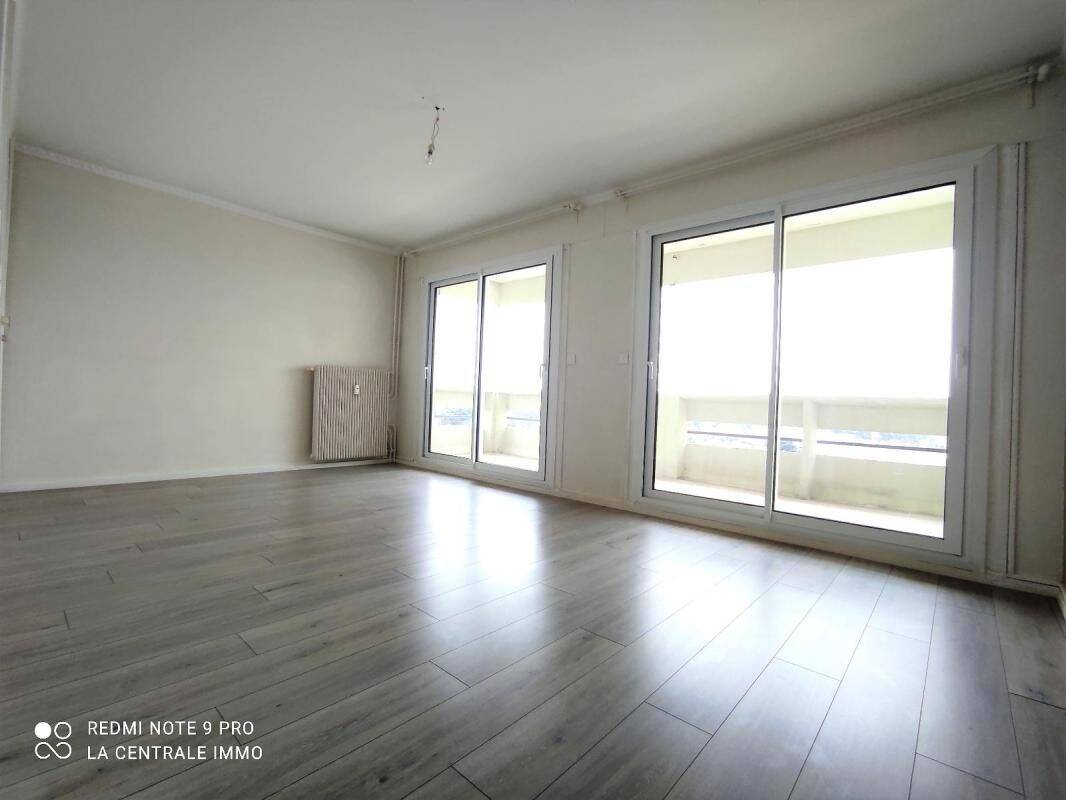 Appartement 3 pièces 73 m² · à Caluire-Et-Cuire · 73 m² · 906 €/mois