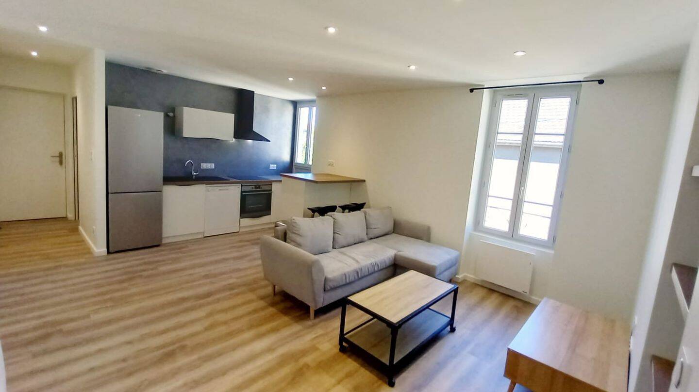 Appartement 3 pièces 54 m² · à Bourg-en-Bresse · 54 m² · 845 €/mois
