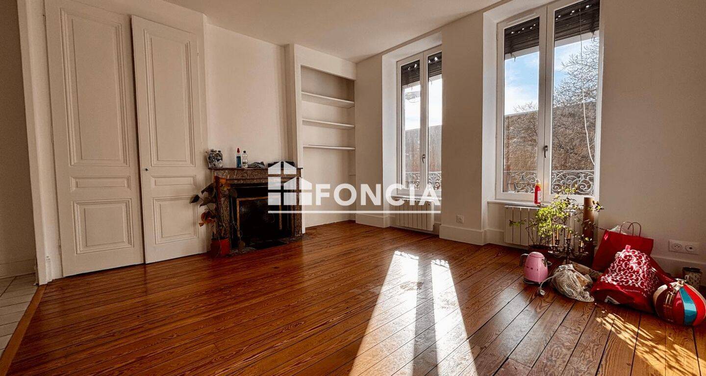 Appartement 2 pièces 48 m² · à Villeurbanne · 47,5 m² · 785 €