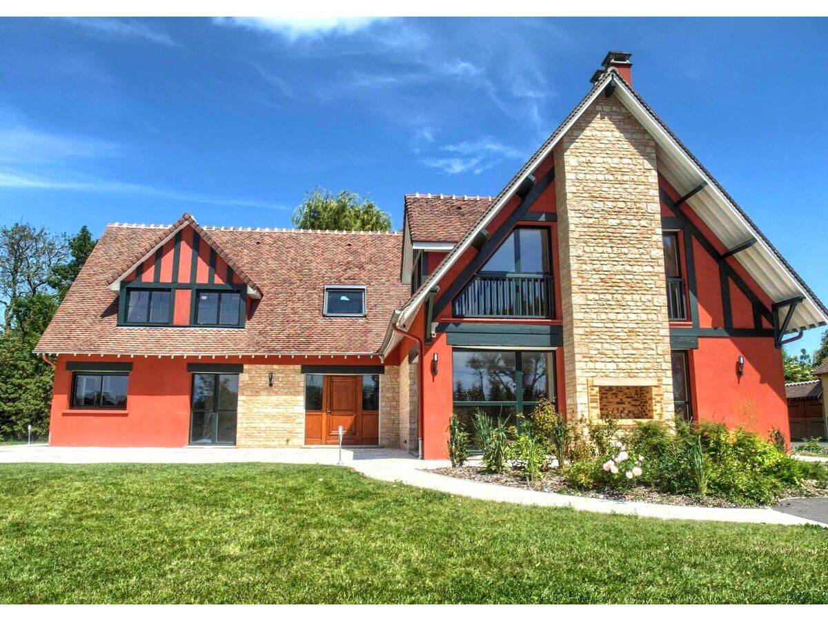 Maison 9 pièces 332 m² · à Pacy-sur-Eure · 332 m² · 840 000 €
