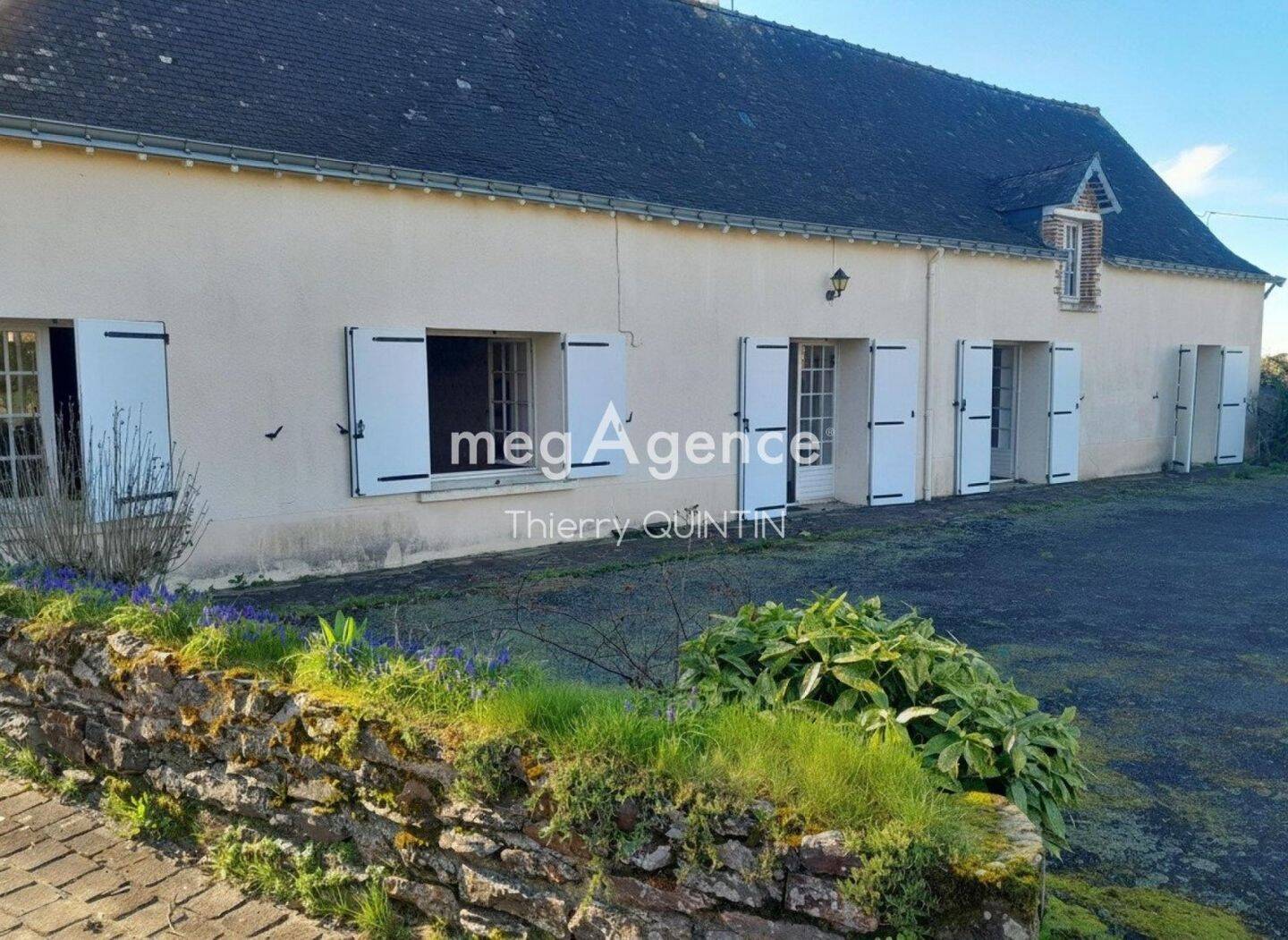 Maison 6 pièces 111 m² · à Rougé · 111 m² · 100 000 €