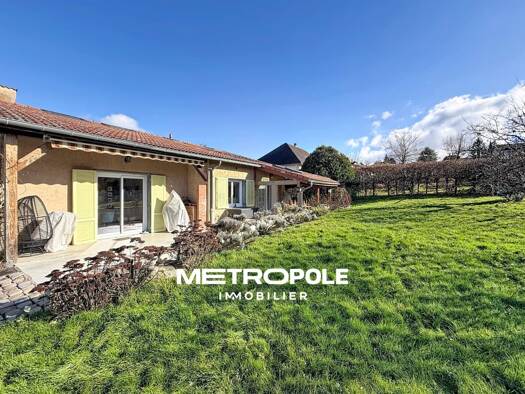 Villa à vendre 385 000 € 4 pièces 3 chambres 166 m² 807 m² de terrain Éveux 69210